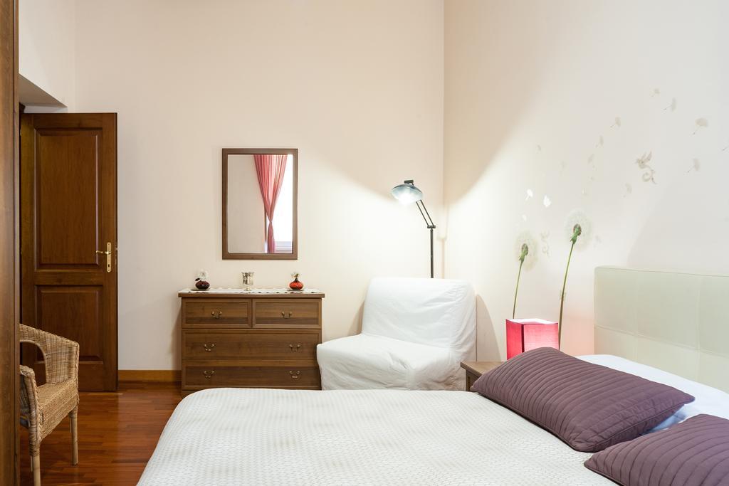 Tridomus Apartment - Mecenate 77 Рим Екстериор снимка